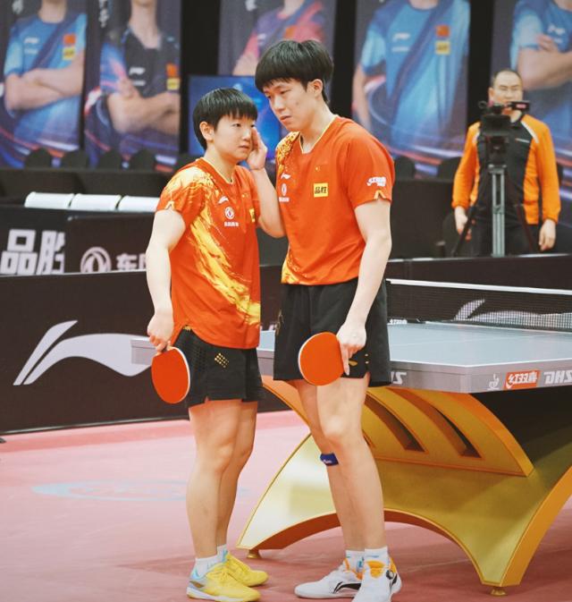 开云下载-“莎头组合”获世乒赛门票，德班他们能笑到最后吗？